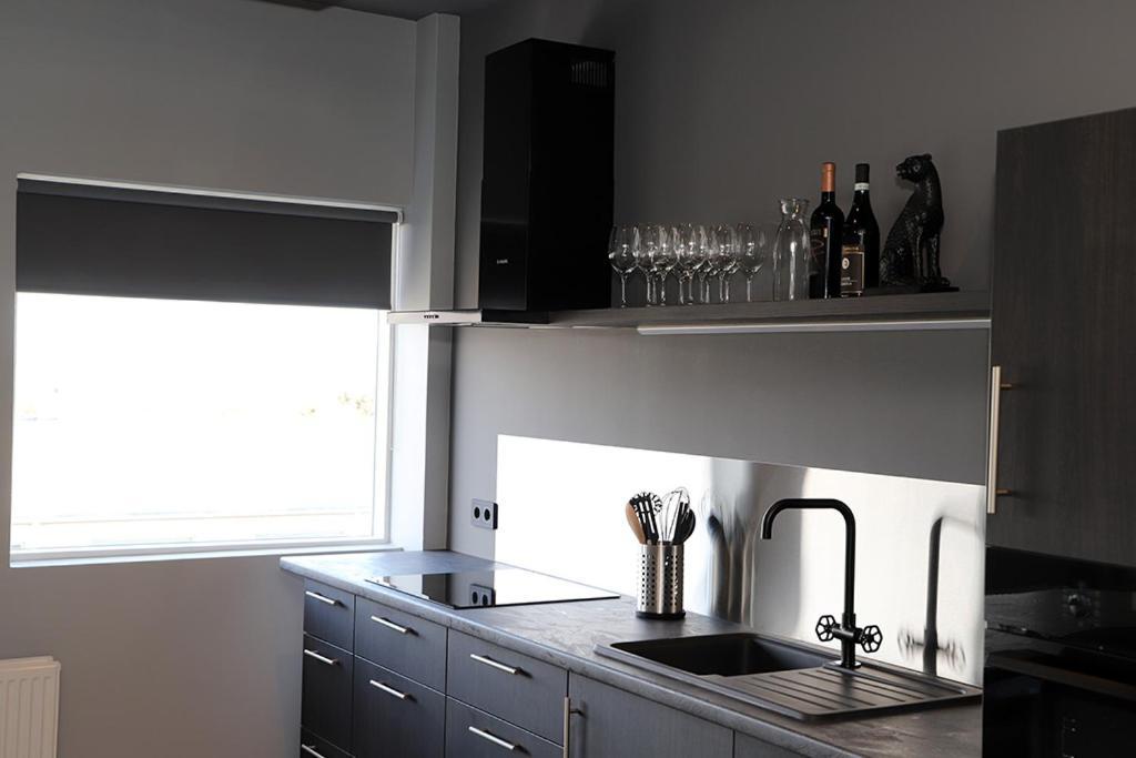 Boutique By The Harbour - Apartments 207 אקורירי מראה חיצוני תמונה